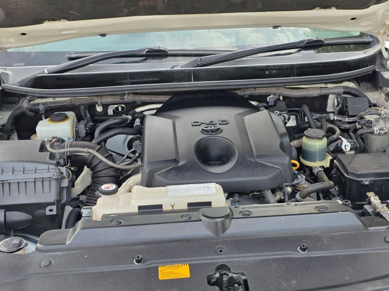 تويوتا برادو TX-L original shape 2016 model 2,8 liter ,right hand drive ,diesel ,only for export
