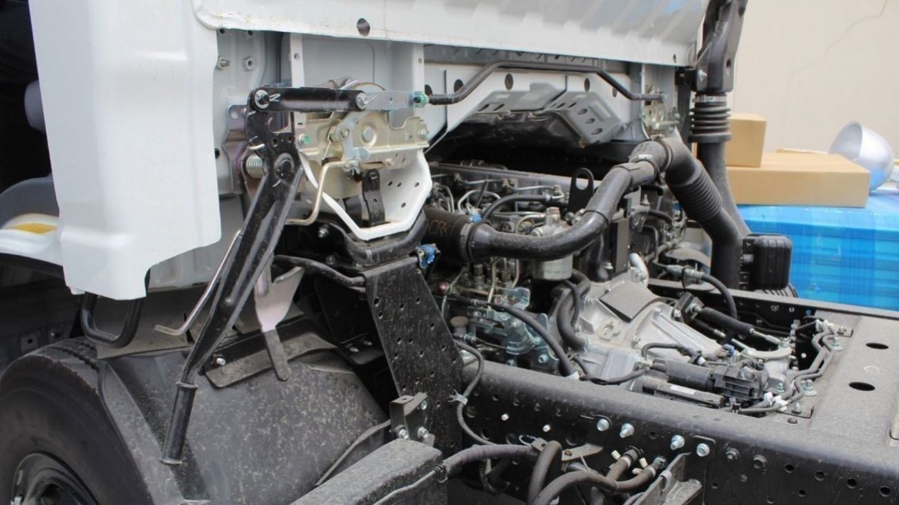 إيسوزو NPR ISUZU NPR 4570 CC TRUCK CAB CHASSIS 4X2 DIESEL MANUAL TRANSMISSION 2024 (EXPORT ONLY)