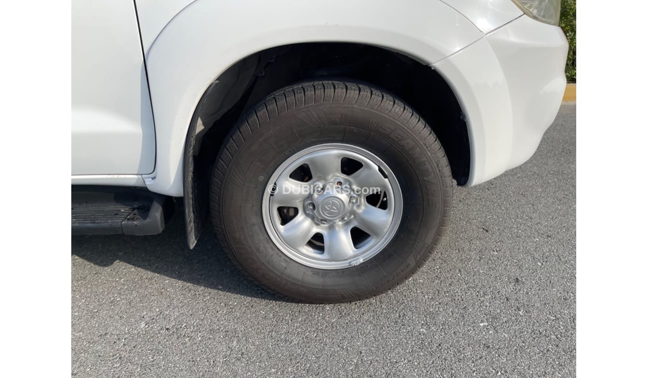 Toyota Fortuner Toyota  Fortuner (Gcc- SPEC) - 2011 - VERY GOOD CONDITION