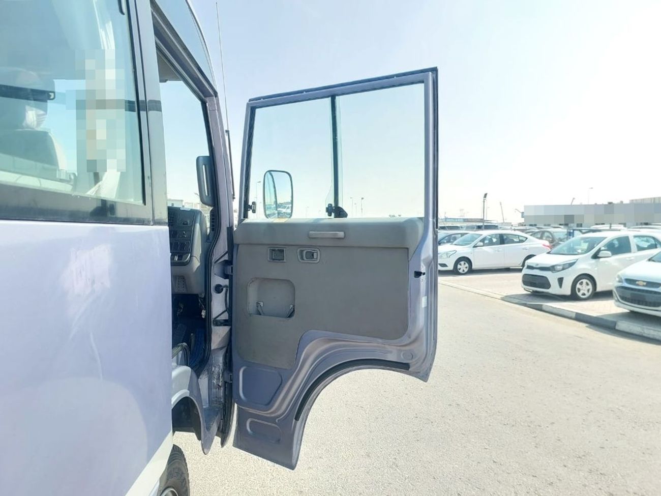 Nissan Civilian NISSAN CIVILIAN BUS RHD 2000 MODEL 4.1 L DIESEL AUTOMATIC(PM00052)