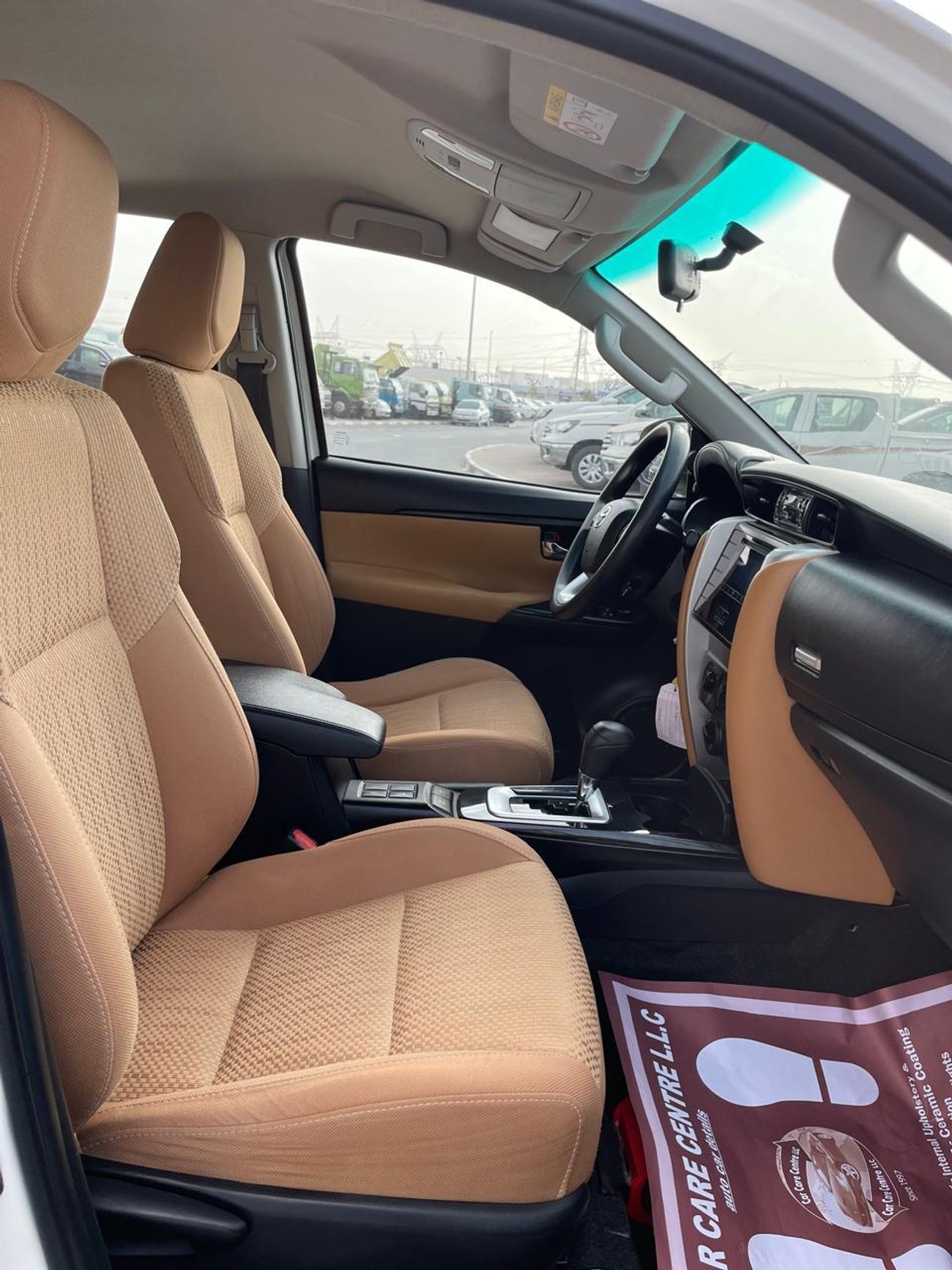 Toyota Fortuner Toyota Fortuner 2019 white colour Petro engine 2.7 3x4 Gcc specs fully automatic LHD Gulf specs