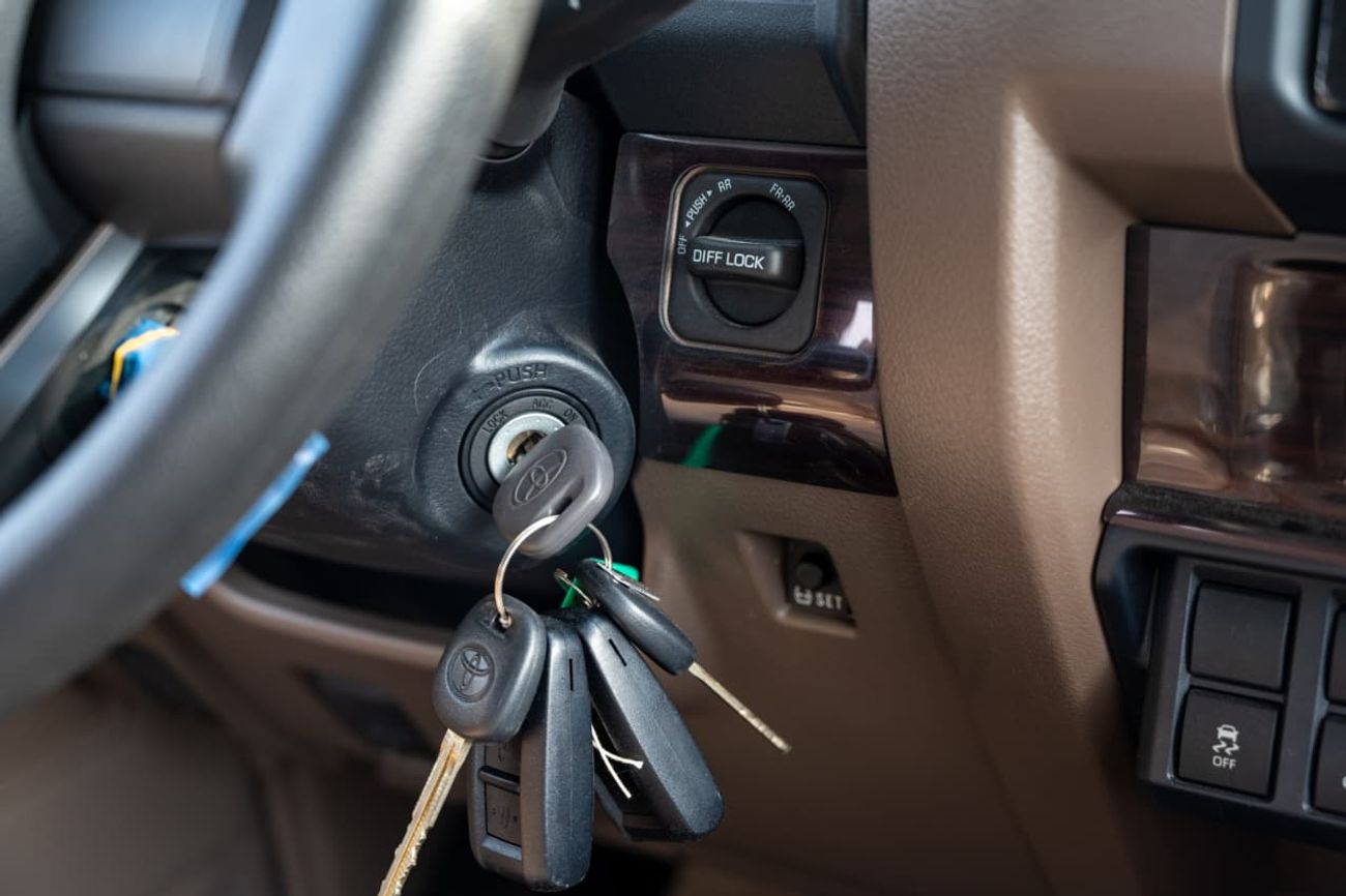 تويوتا لاند كروزر 70 Toyota LC 76 4.0L Petrol E Automatic 2025
