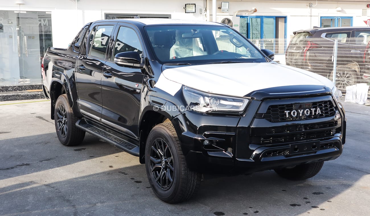 تويوتا هيلوكس GR sport