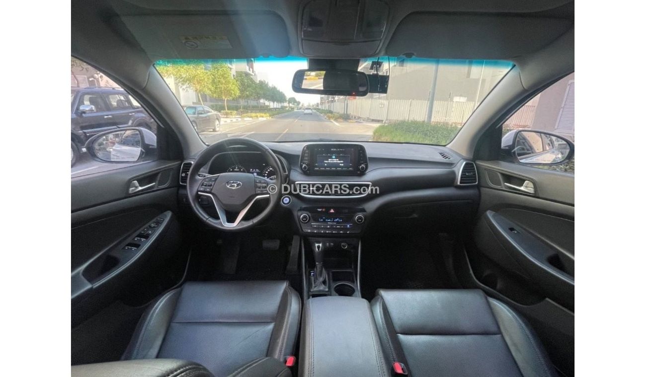 Hyundai Santa Fe GLS Banking facilities without the need for a first payment