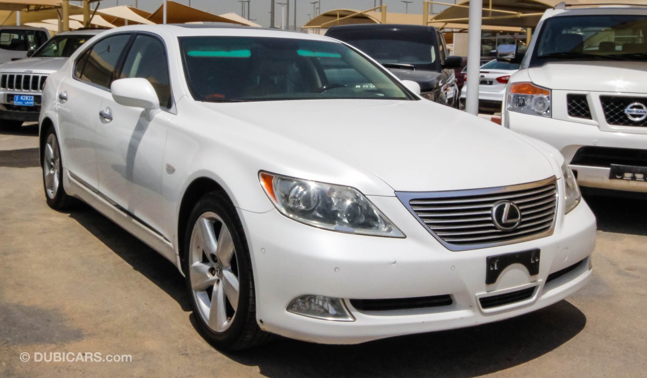 Lexus LS460