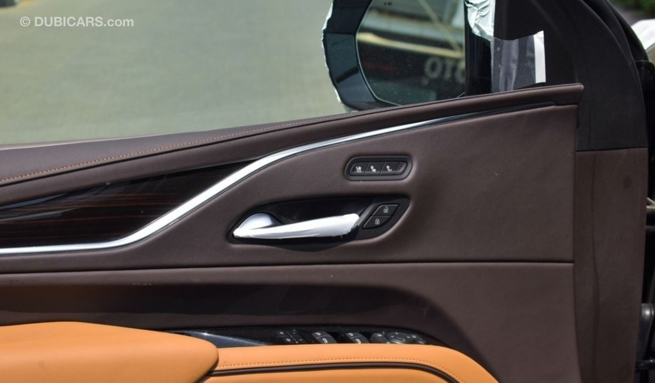 Cadillac Escalade Cadillac Escalade Sport | HUD | 22" Alloy Wheels | Rear Screens, 36 Speakers | 2023 (Export Only)