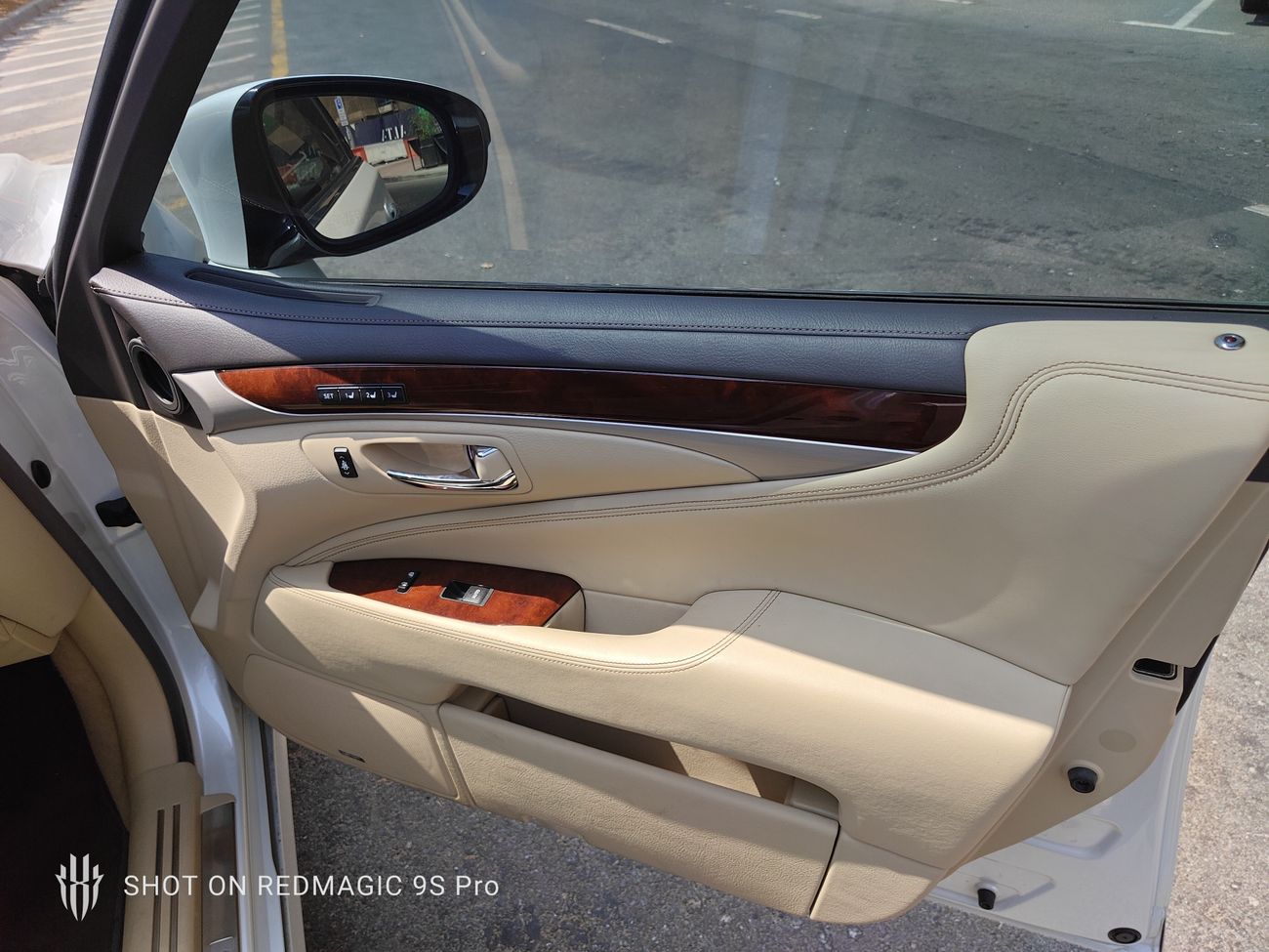 لكزس LS 460 4.6L