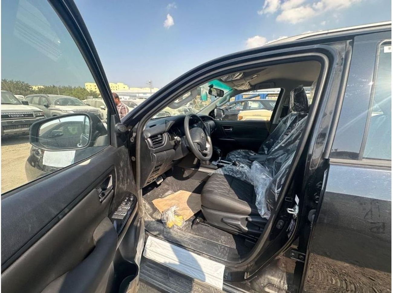 تويوتا فورتونر 2.7L VX 4WD Petrol