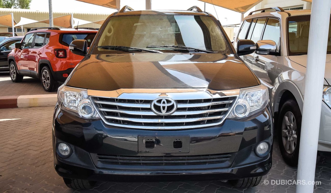 Toyota Fortuner 4.0 V6 SR5