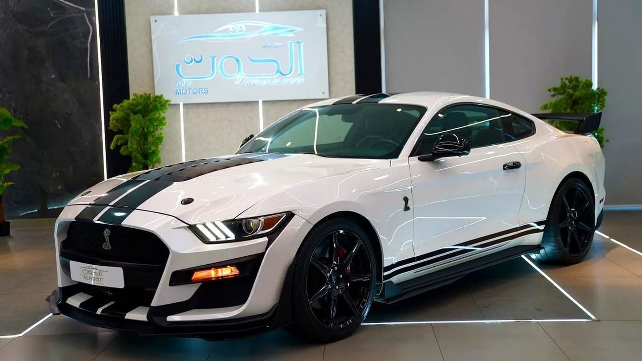 Ford Mustang GT California Special 5.0L (435 HP) Coupe A/T VIP || ORIGINAL CHILBI V8 KIT || FULL CARBON FIBER || 