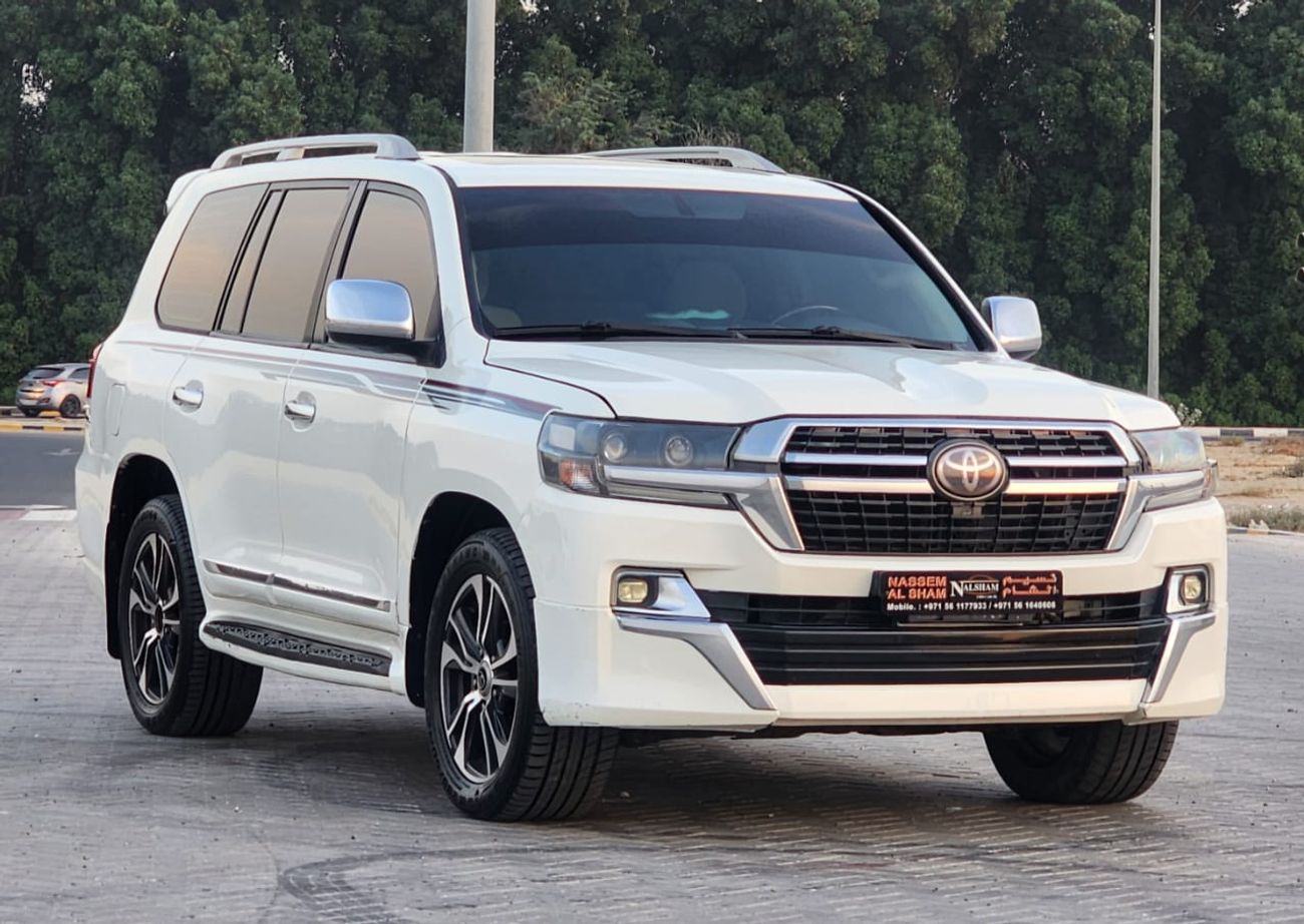 تويوتا لاند كروزر GXR V6 MODEL 2011 UPGRADE 2021