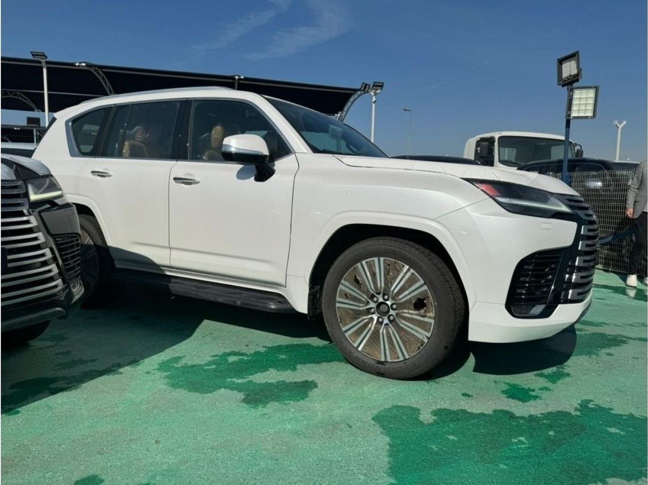 Lexus LX 500 LX 500d  V6 3.3-litre twin-turbocharged diesel engine