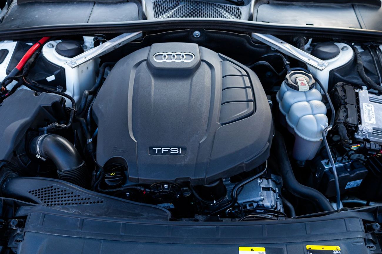 أودي A5 40 TFSI S Line 2.0L (190 HP)