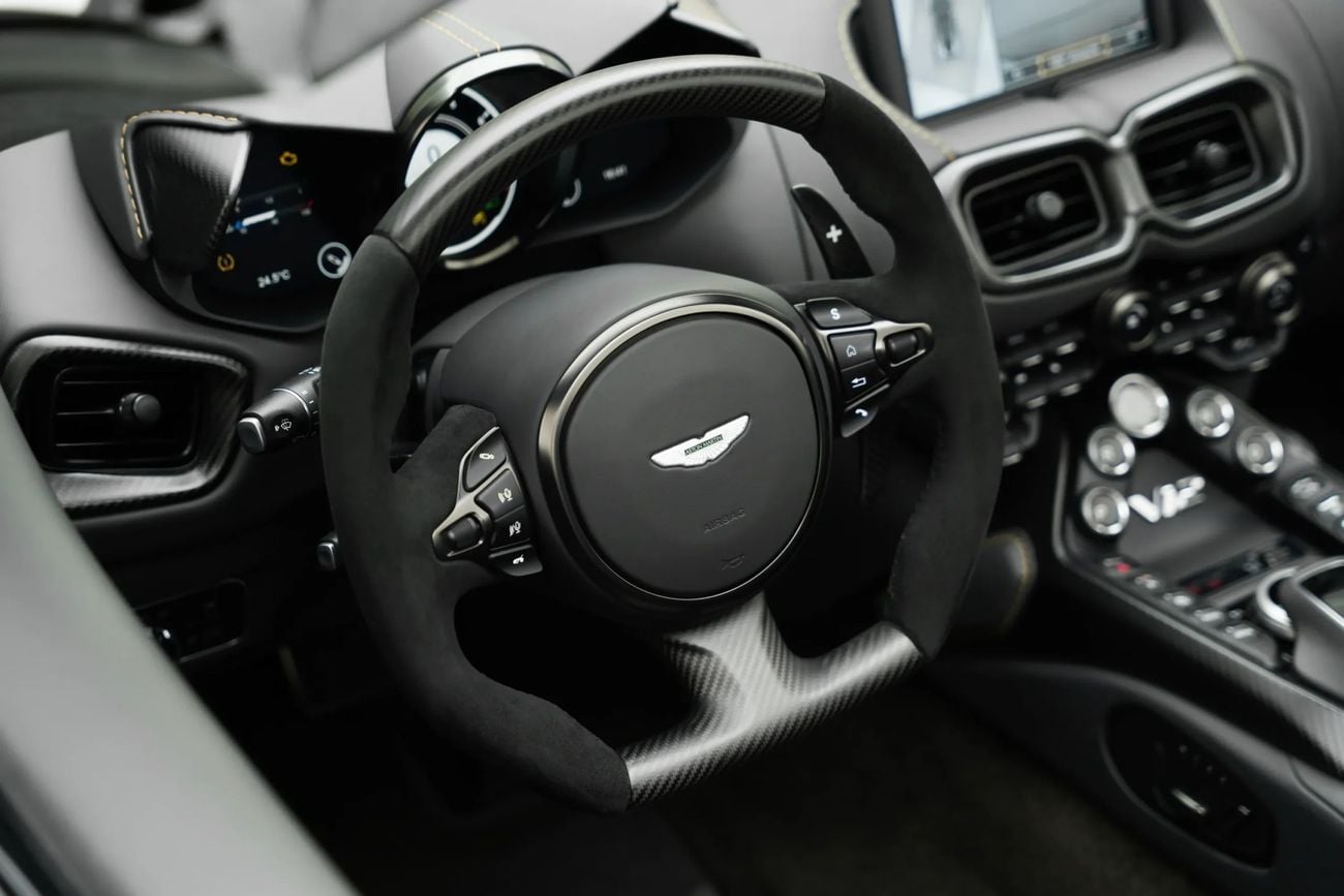 Aston Martin Vantage