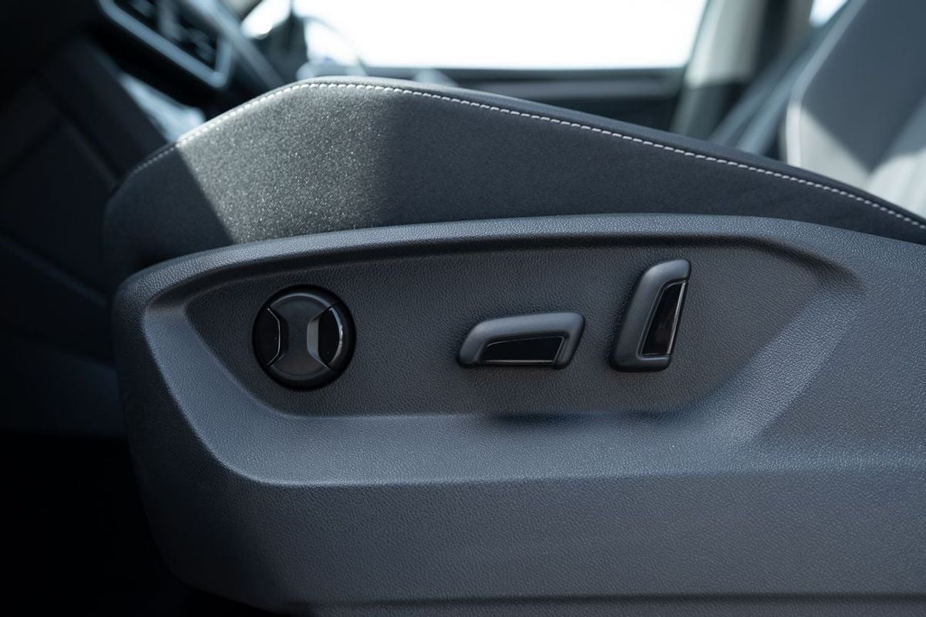 فولكس واجن تيجوان 300TSI Outstanding 1.5L 2025