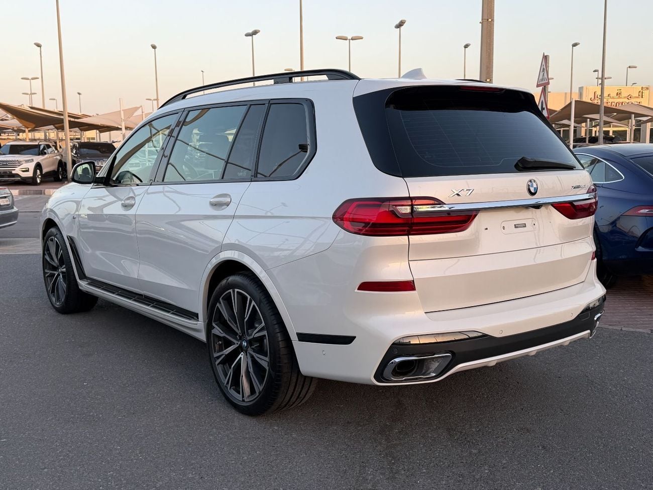 بي أم دبليو X7 بي ام X7 XDrive40i M sport