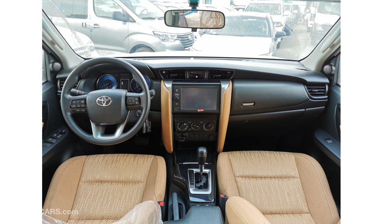 Toyota Fortuner 2.7L,V4,PETROL,4X4,A/T,2022MY