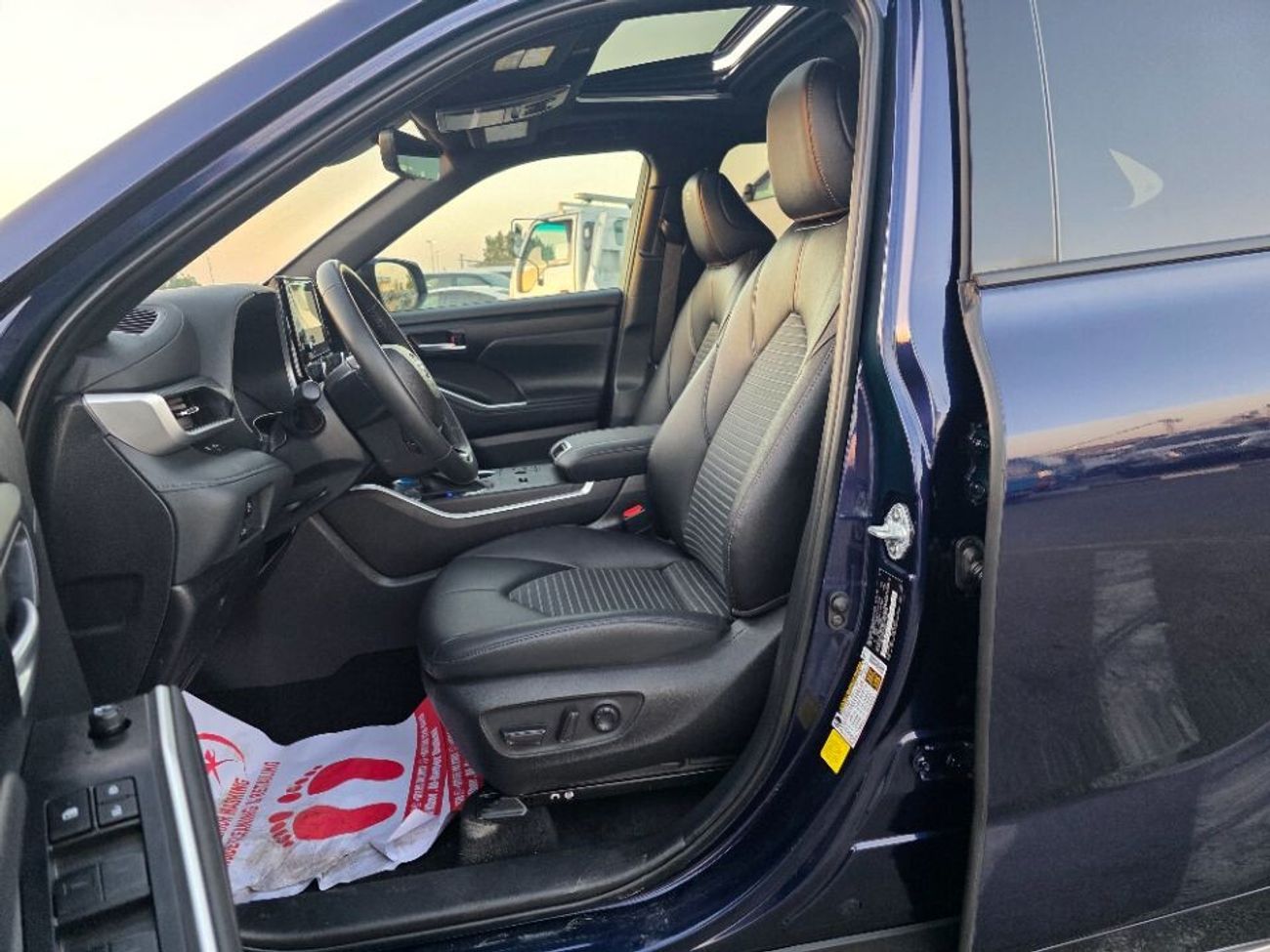 Toyota Highlander 2024 Model XSE Edition 2.4cc Sunroof and 7 seater