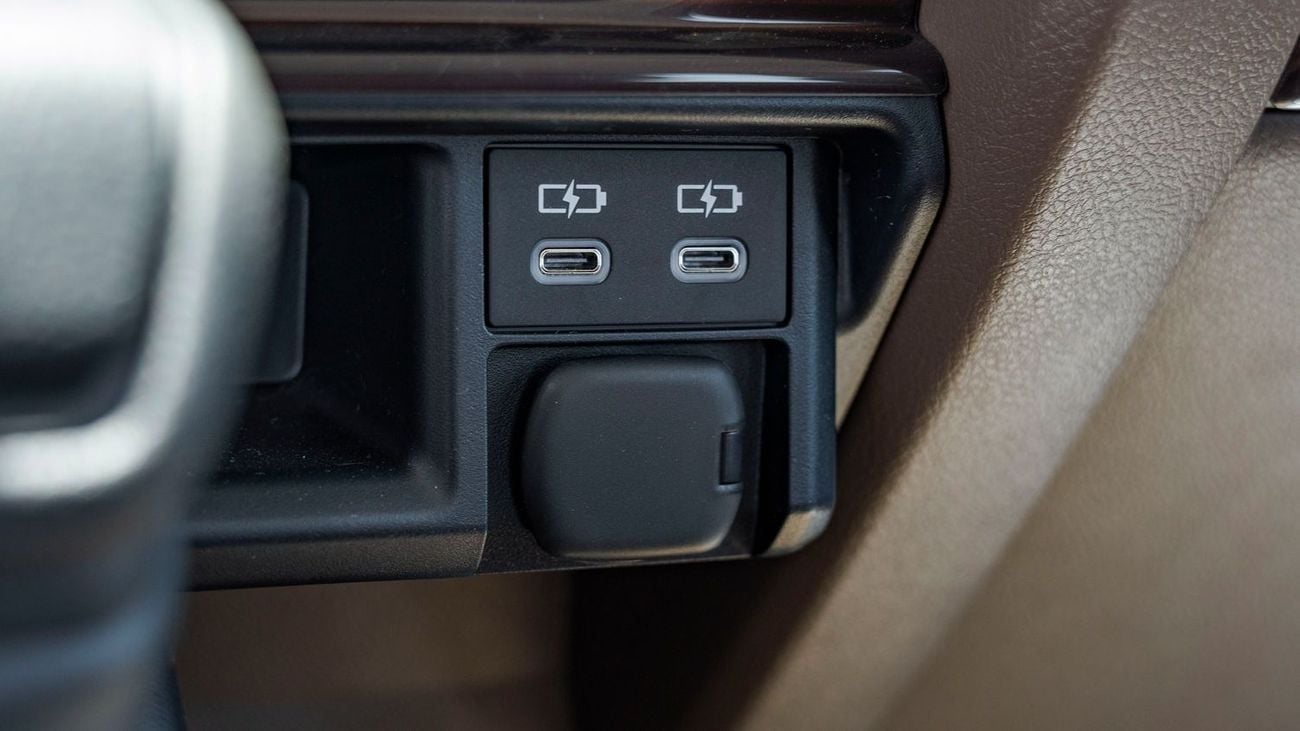 Toyota Land Cruiser 70 2025 Toyota Land Cruiser LC71 2.8L AT Diesel