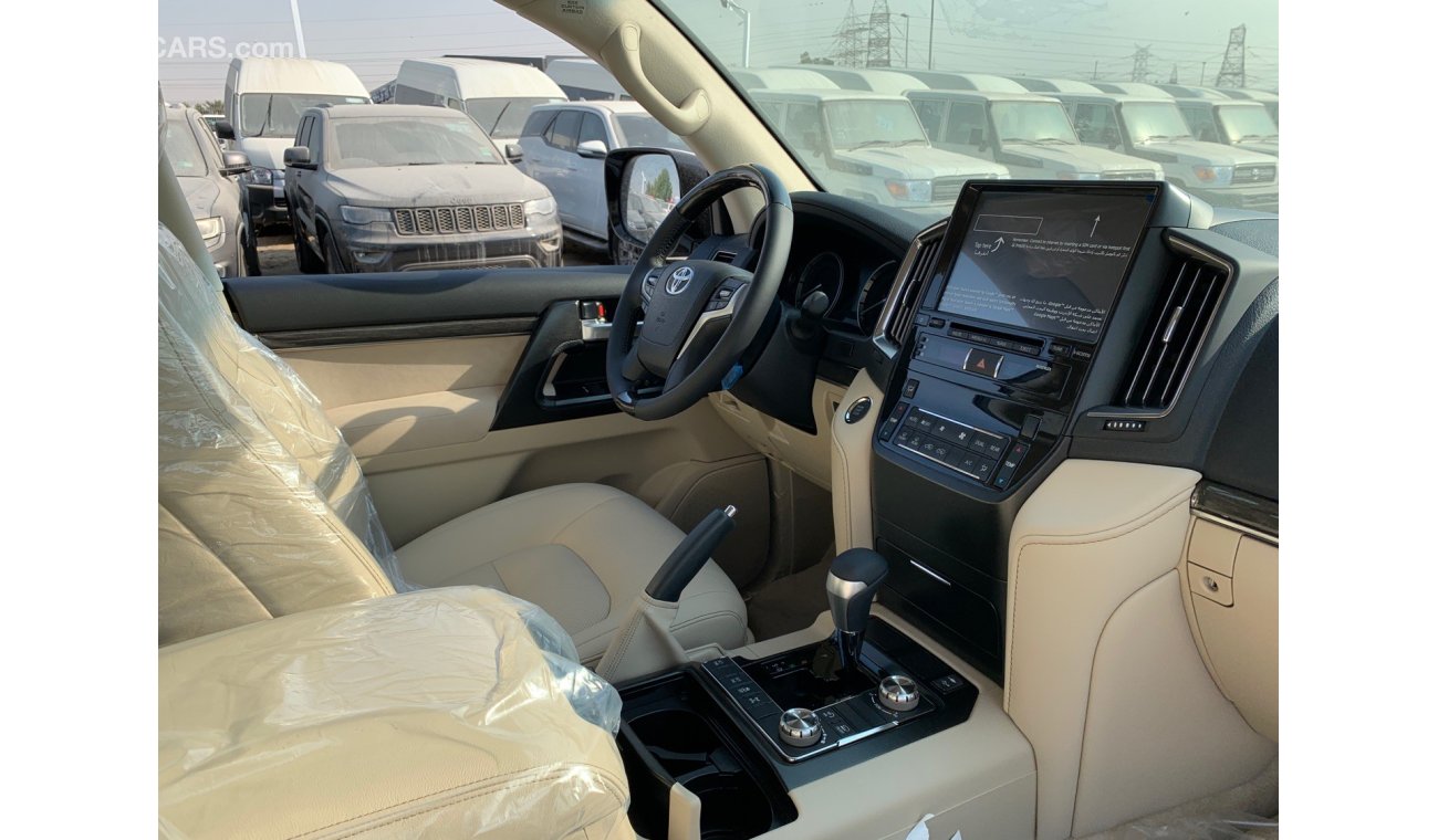 Toyota Land Cruiser V6 GRANDTOURING MODEL 2021 GCC FULL OPTION ( GOOGLE MAP / REAR SCREENS )