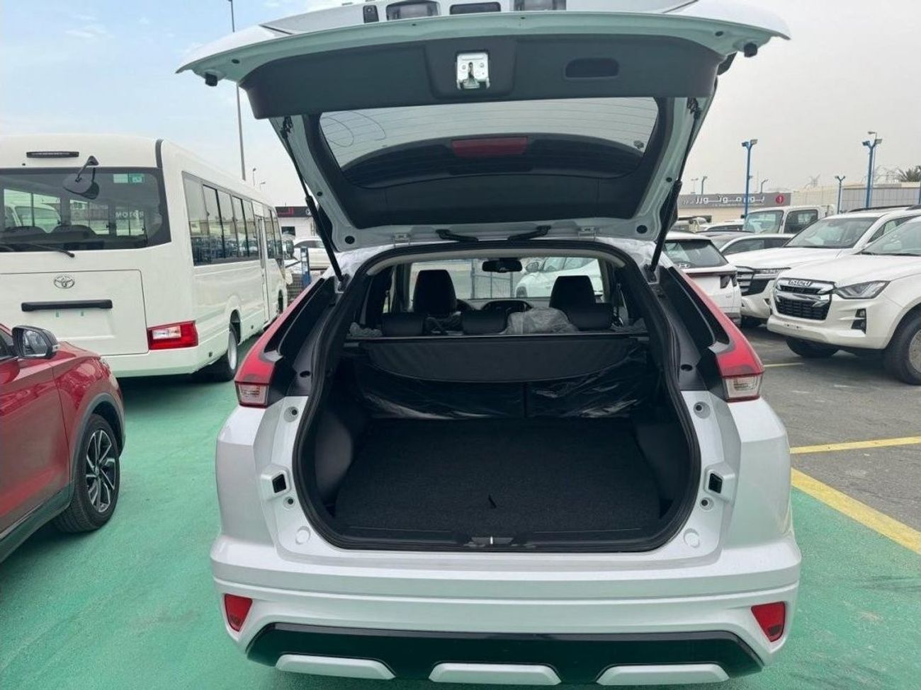 Mitsubishi Eclipse Cross 1.5L PETROL FULL OPTION 4WD 2024