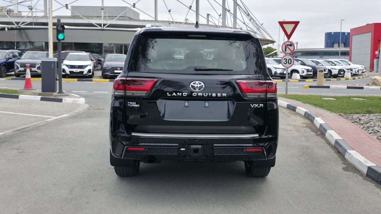 Toyota Land Cruiser TOYOTA LAND CRUISER VXR | 0KM | 2026 | GCC