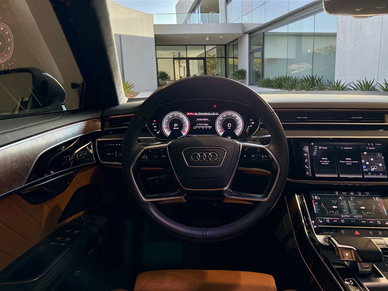 أودي A8 L 60 TFSI quattro 4.0L (454 HP)