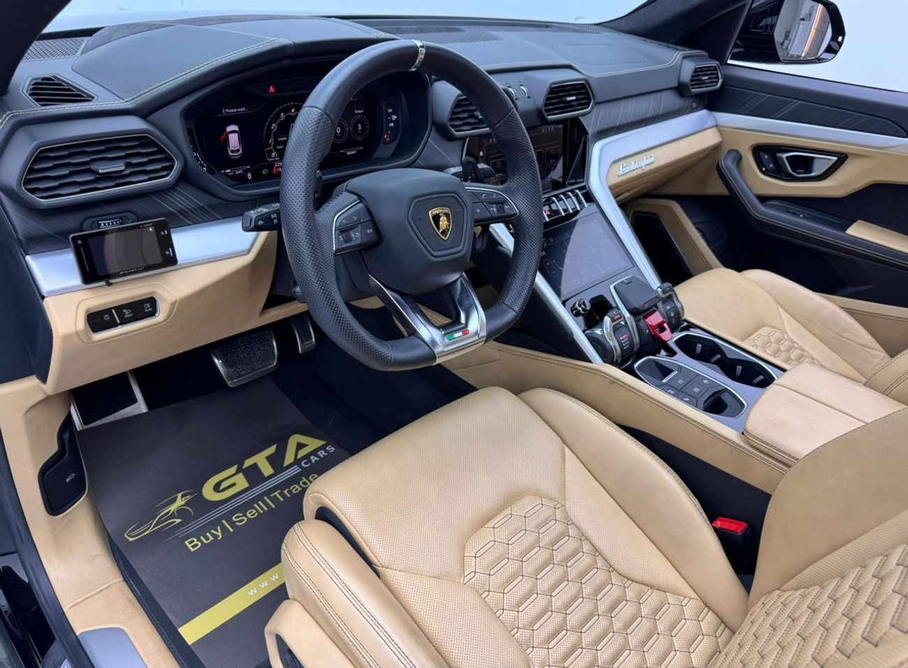 لامبورغيني اوروس STD 4.0T V8 2022 Lamborghini Urus, 1 Year Warranty