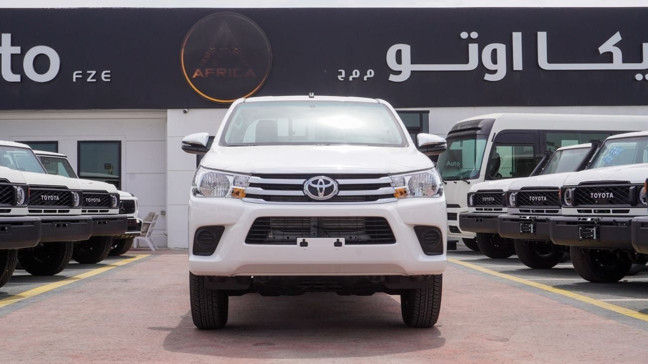تويوتا هيلوكس DLX 2.4 L DIESEL 2025