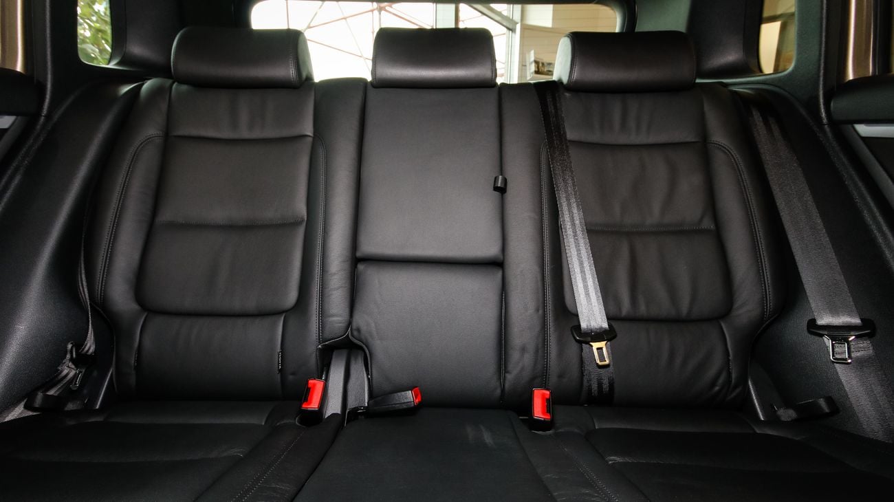 فولكس واجن تيجوان R Line  2.0 TSI 4MOTION