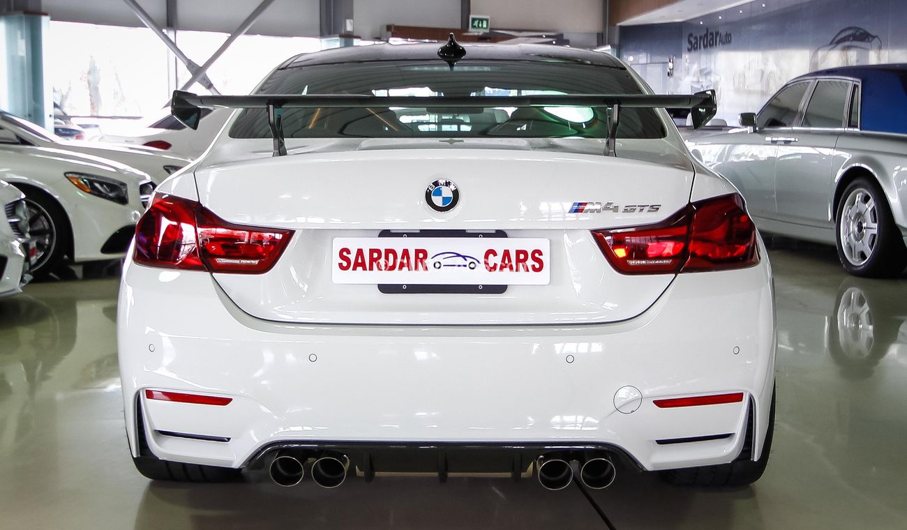 BMW M4 GTS