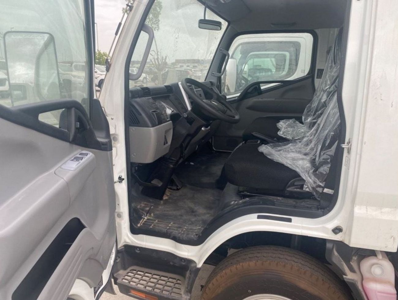 ميتسوبيشي فوسو كانتير Refrigerator -16