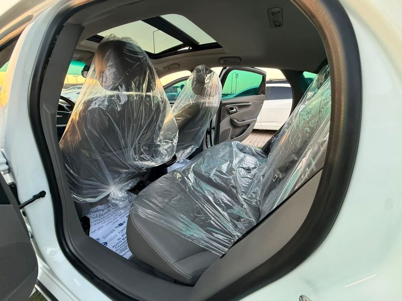 Chevrolet Impala LT (NON GCC) full panoramic sunroof, 6-cylinder