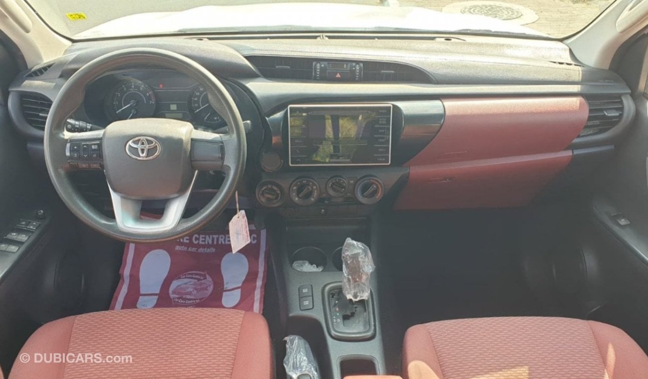 Toyota Hilux SR