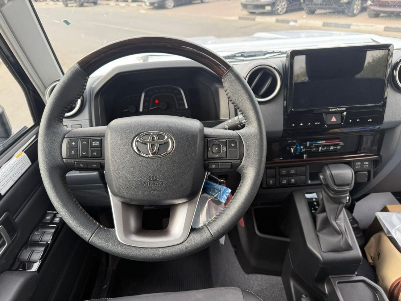 Toyota Land Cruiser S- DLX EXPORT ONLY - LC 76 LX.Z 4WD FULL OPTION 2.8 DIESEL