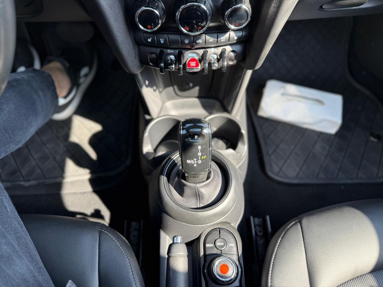 Mini Cooper One 1.5L (5 Seater) 2021 MINI COOPER HARDTOP AMERICAN SPECS EXCCELLENT COND 1.5L (5 Seater)