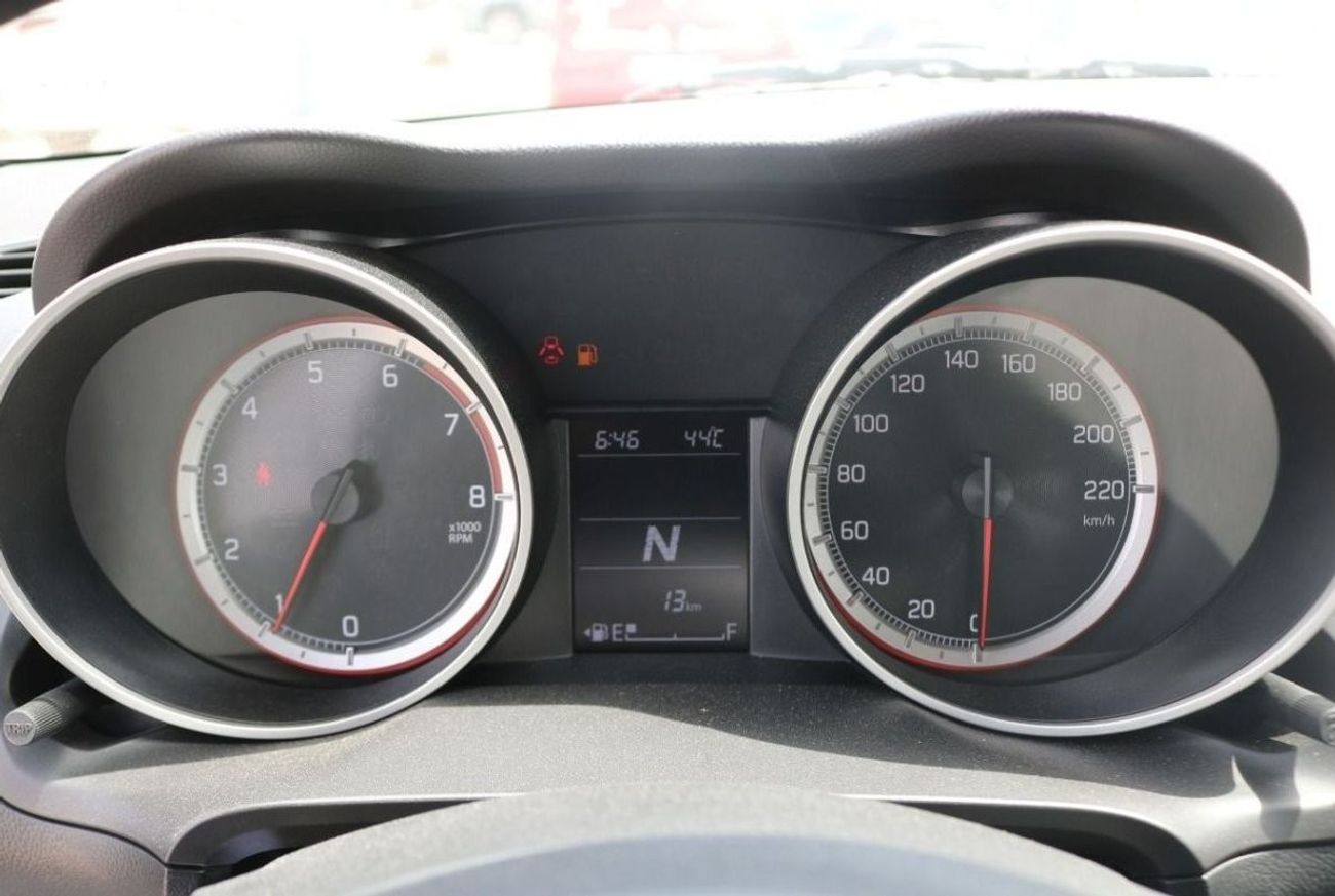 سوزوكي سويفت GLX | PUSH START | BLUETOOTH/RADIO | AUTO AC | PARKING SENSORS | KEYLESS GO | 2024