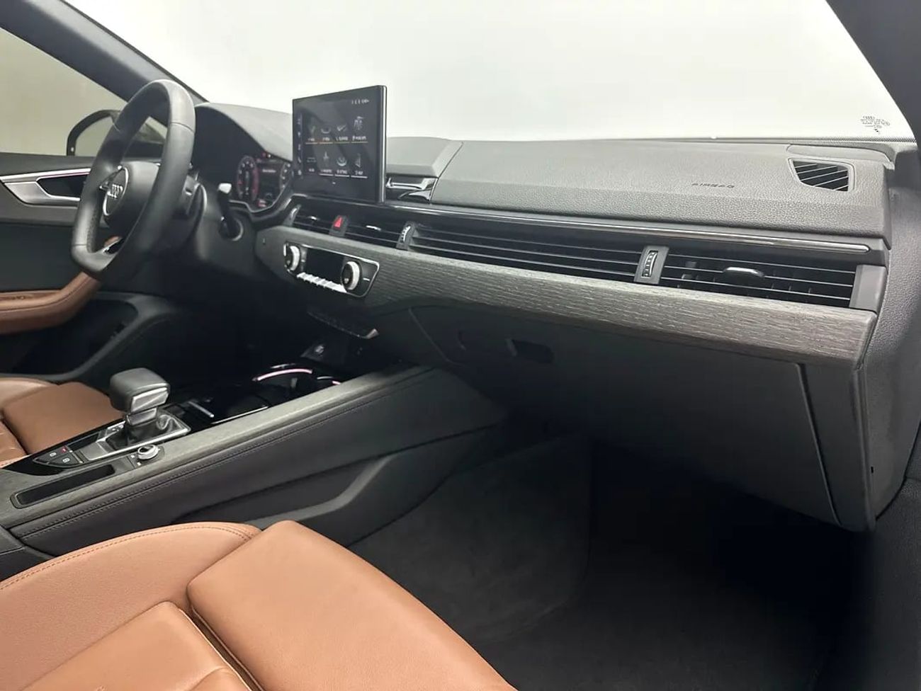 Audi A5 40 TFSI Advanced 2.0L (187 HP) Sportback Advanced 40 TFSI 190hp (Ref# 54466) EXCLUSIVE RAMADAN OFFER