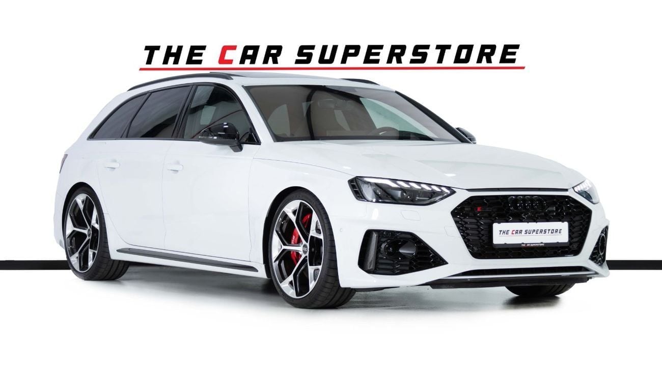 Audi RS4 Avant-Al Nabooda WarrantyService Contract-Very Low Mileage-Carbon Fiber RS Bucket Seats