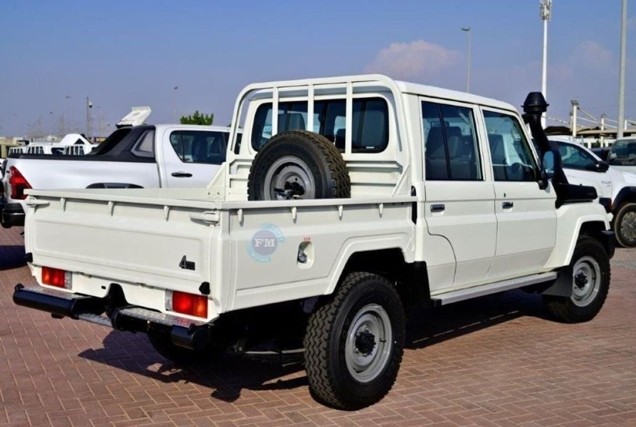 Toyota Land Cruiser 79 Double Cab Pickup 4.2L Diesel Manual