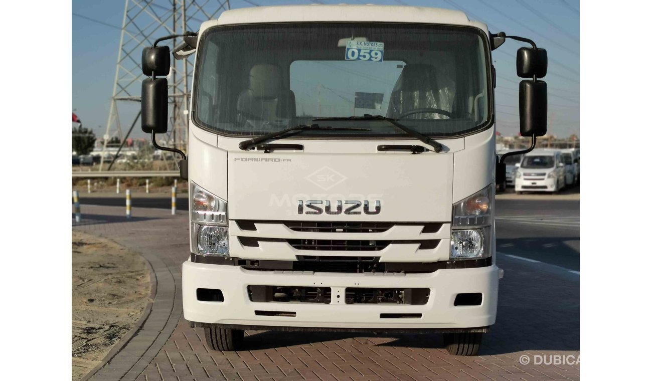 Isuzu Forward 7.8L DIESEL, 17.5" TUBELESS TYRES,  TURBO INTERCOOLED, XENON HEADLIGHTS (CODE # IFR7T01)