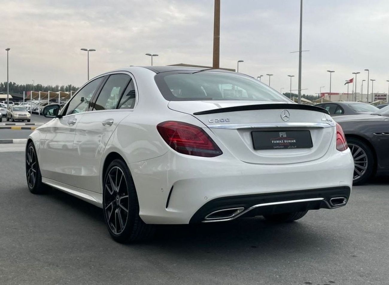 مرسيدس بنز C 200 بريميوم