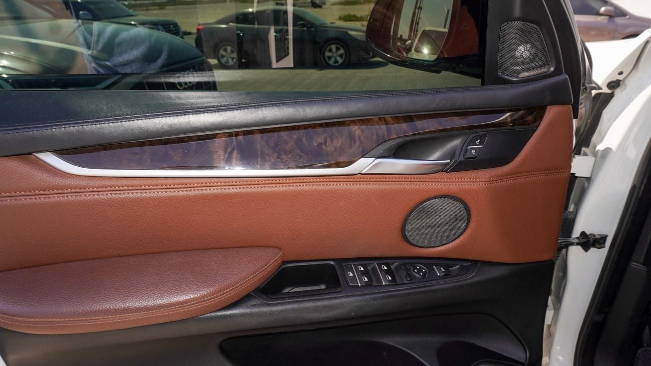 بي أم دبليو X5 XDrive 50i