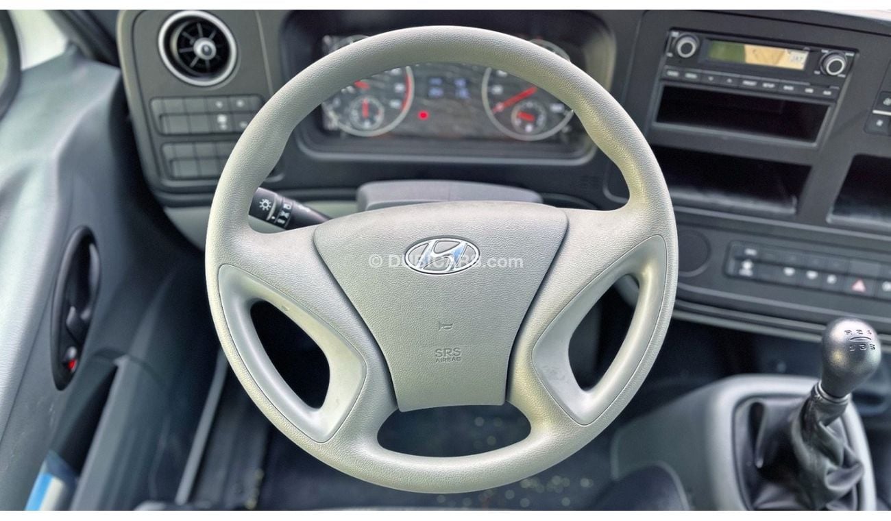 Hyundai County Hyundai County 4.2L diesel 22seter 2023