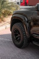 تويوتا لاند كروزر VXR WITH MBS AUTOBIOGRAPHY SEAT AND OFFROAD EDITION , ROOF STAR LIGHT