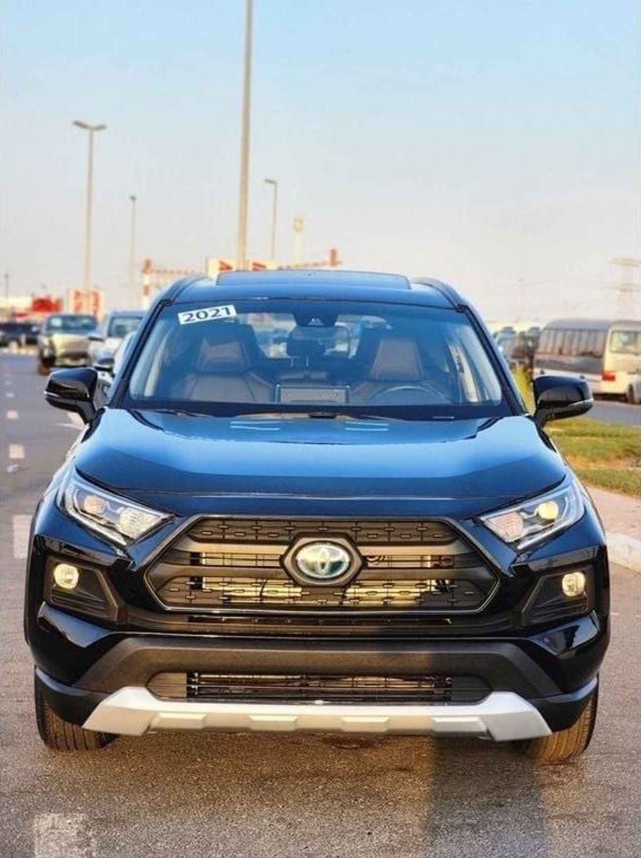 Toyota RAV4 Hybrid TOYOTA RAV4 XLE 2.5L