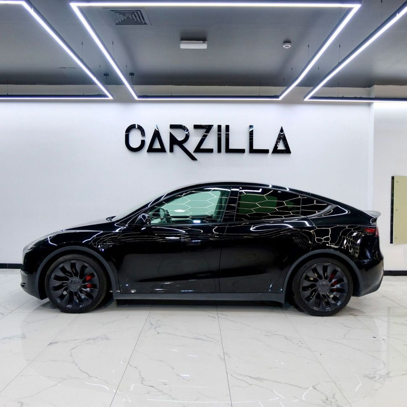 Tesla Model Y Performance (AWD) Tesla Model Y Performance | Under Tesla Warranty | GCC Specs