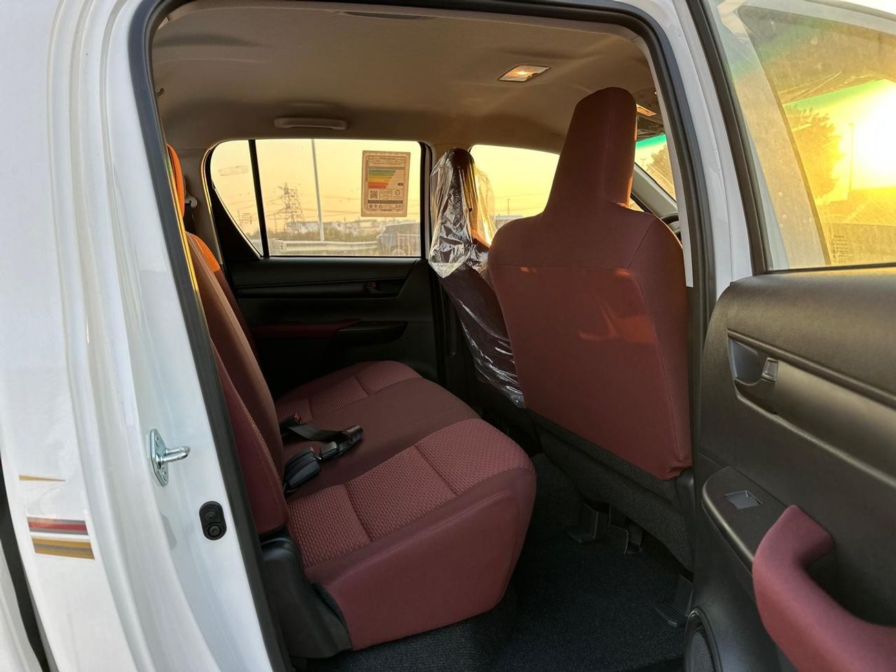 تويوتا هيلوكس GL 2.7L Double Cab Utility RWD
