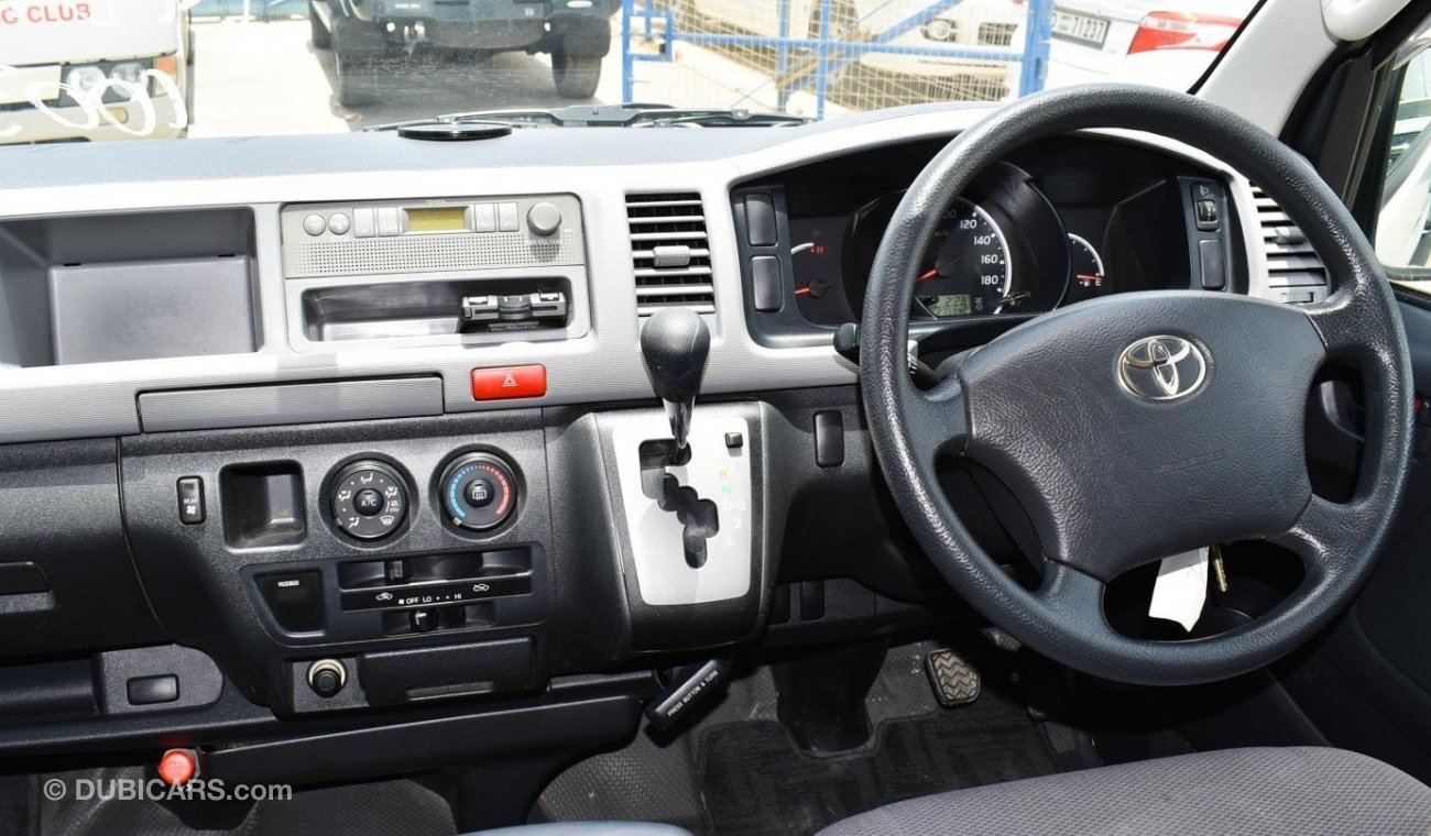 Toyota Hiace TRH219-0009071