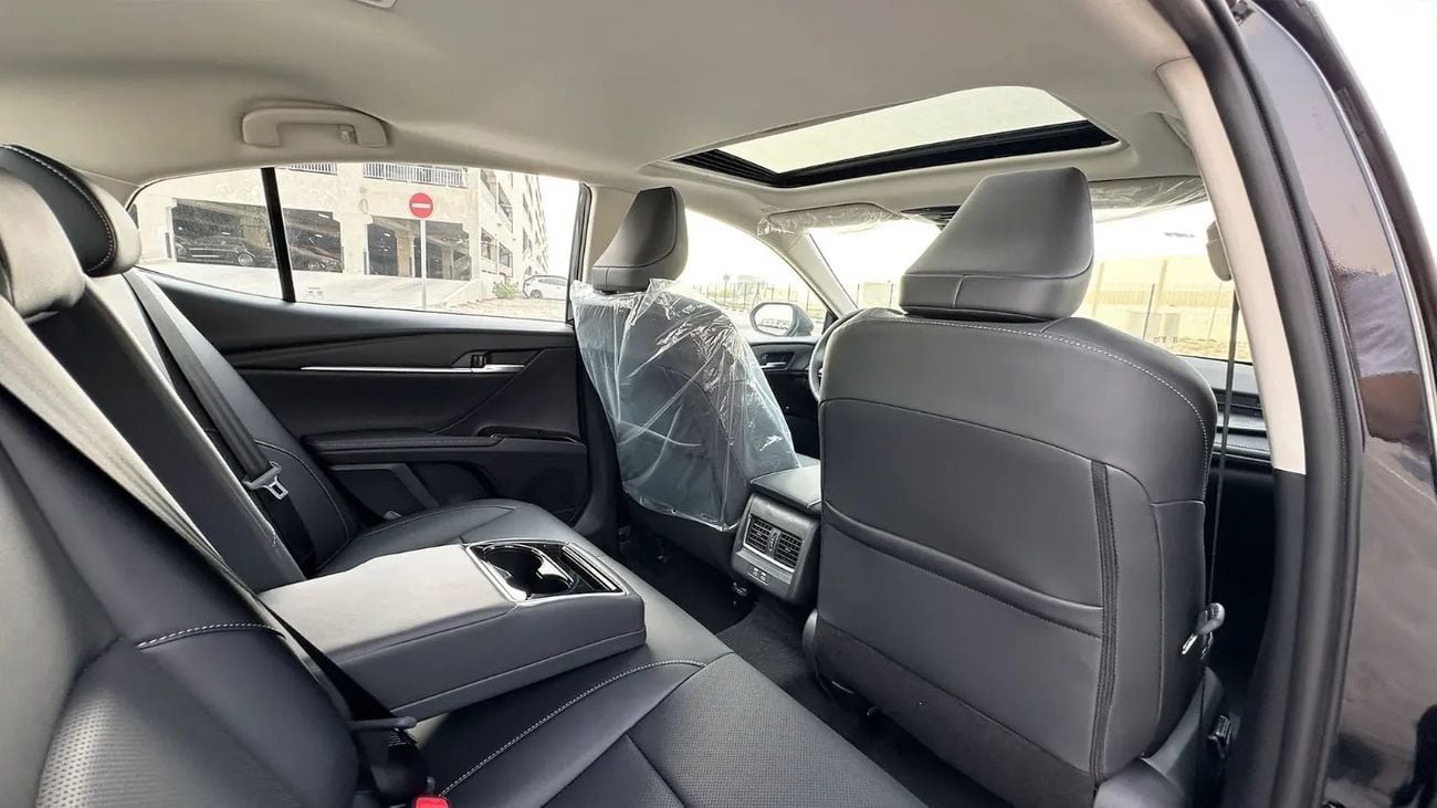 Toyota Camry GLE HEV Toyota/CAMRY/2.0 GVP LUXURY AT 2026